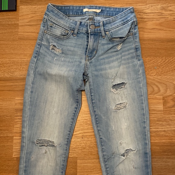 Levi’s skinny jeans in size 24 - Picture 2 of 3